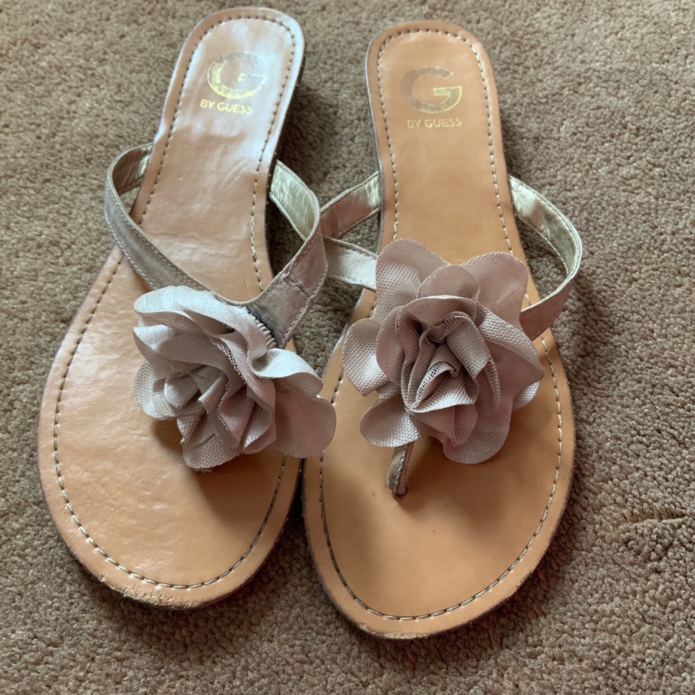 GUESS flip flops sandals